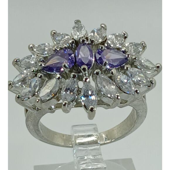 Vintage Ring Size 7.5 Silver Tone White Gold GP Purple CZ Cluster Cocktail NOS - Picture 1 of 10